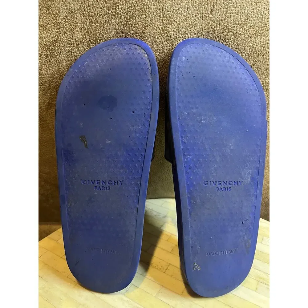 Givenchy Paris Logo Pool Slides in the Electric Blue and Red colorway
